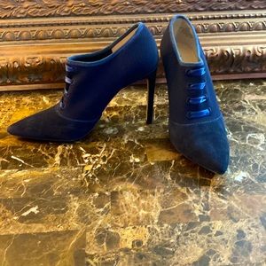 NINE WEST Blue Suede Ankle Bootie